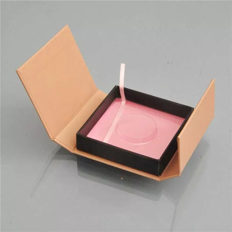 Custom Eyelash Boxes