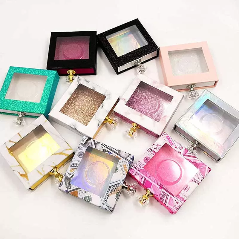 Custom Eyelash Boxes