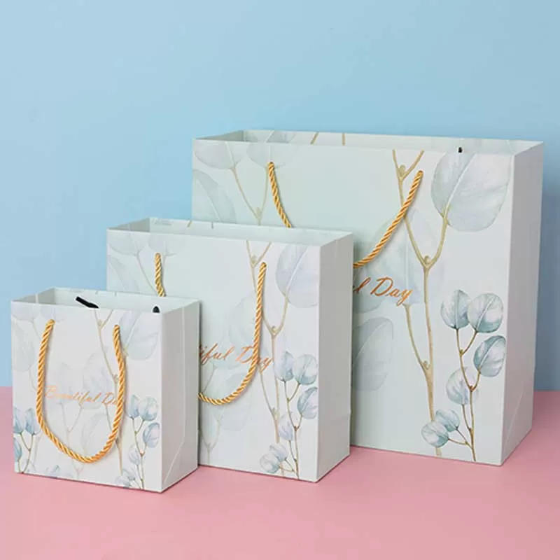 Custom Paper Shopping Bags